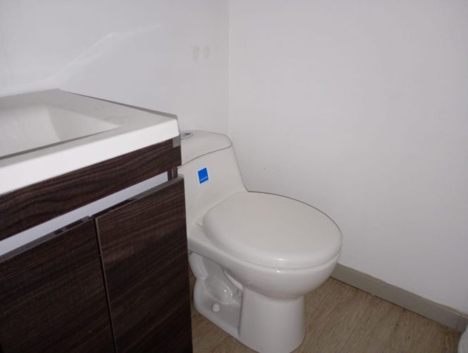 Oficina en arriendo en Laureles, Medellín, 64 m² · foto 8 de 8