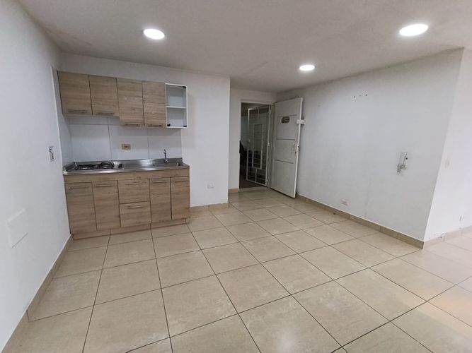 Local en arriendo en Laureles, Medellín, 45 m² · foto 10 de 16
