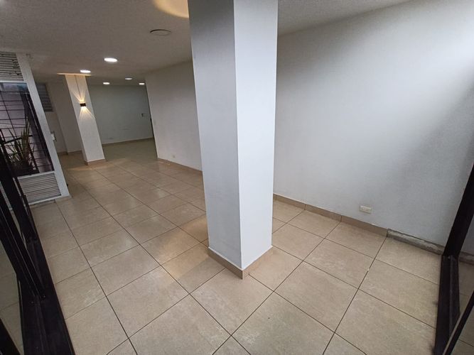 Local en arriendo en Laureles, Medellín, 45 m² · foto 13 de 16