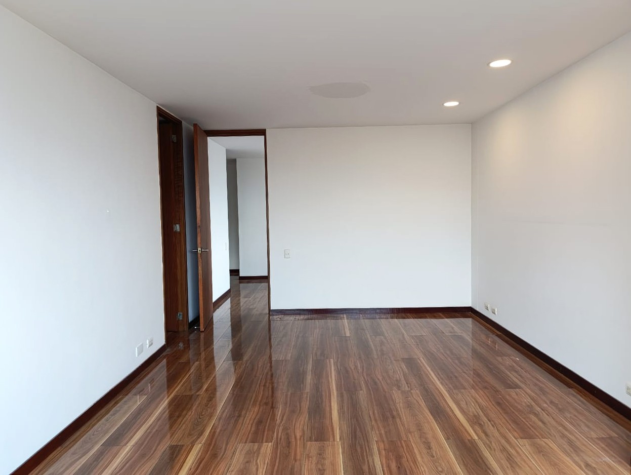 Apartamento en arriendo en El Poblado, Medellín · foto 11 de 19