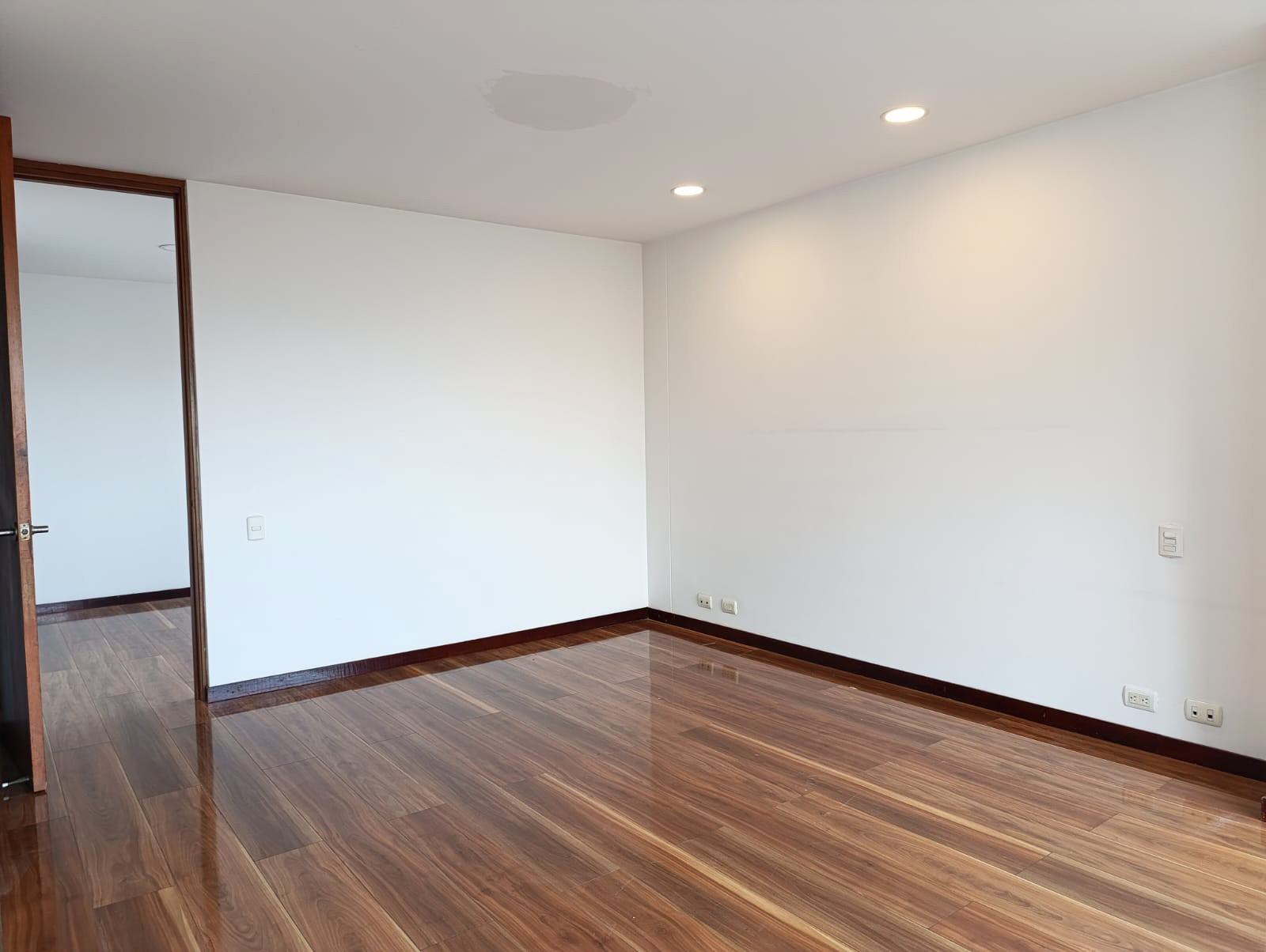 Apartamento en arriendo en El Poblado, Medellín · foto 8 de 19