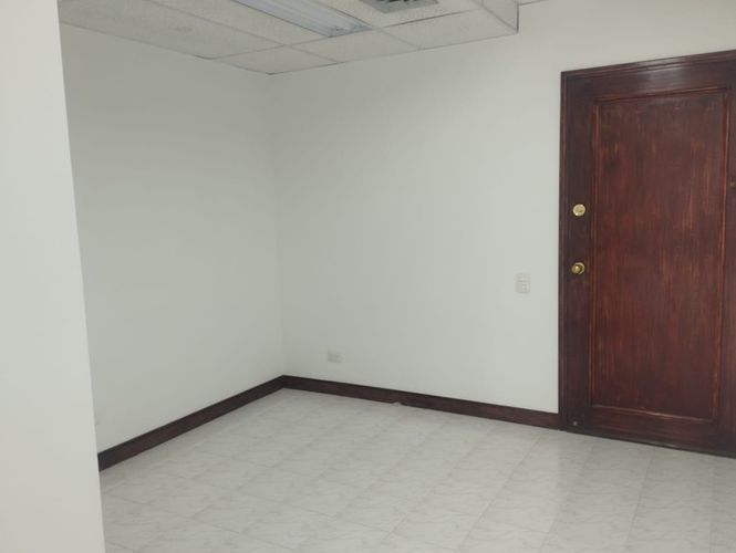 Oficina en venta en La Florida, Medellín, 48 m² · foto 13 de 16