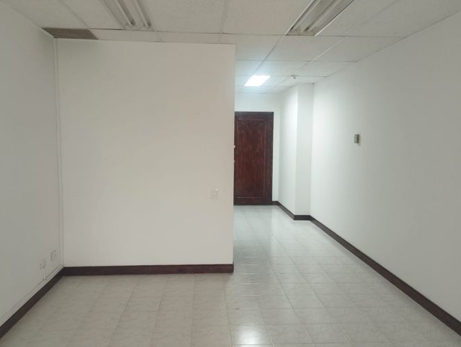 Oficina en venta en La Florida, Medellín, 48 m² · foto 15 de 16