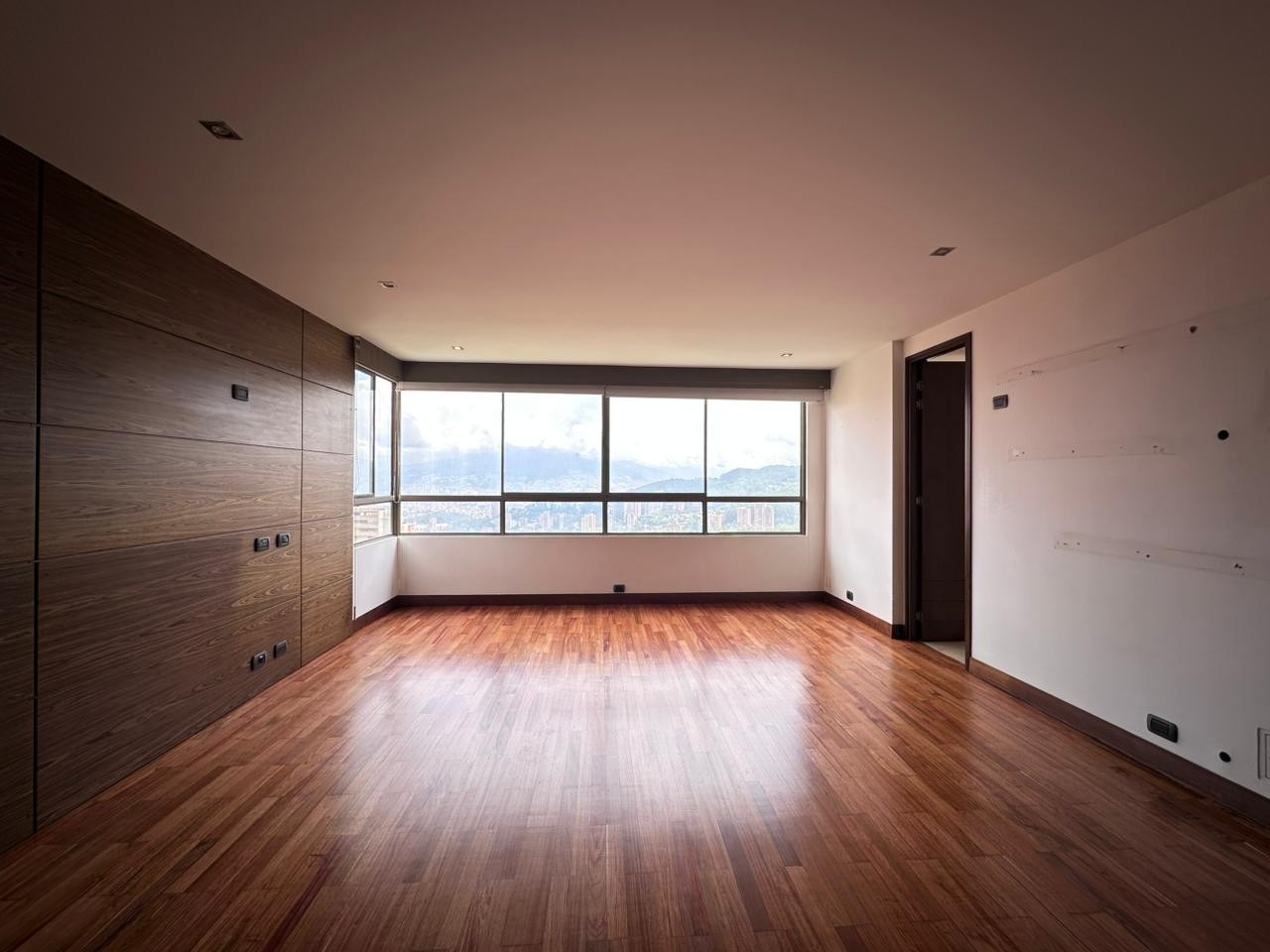Apartamento en arriendo en El Poblado, Medellín · foto 12 de 18