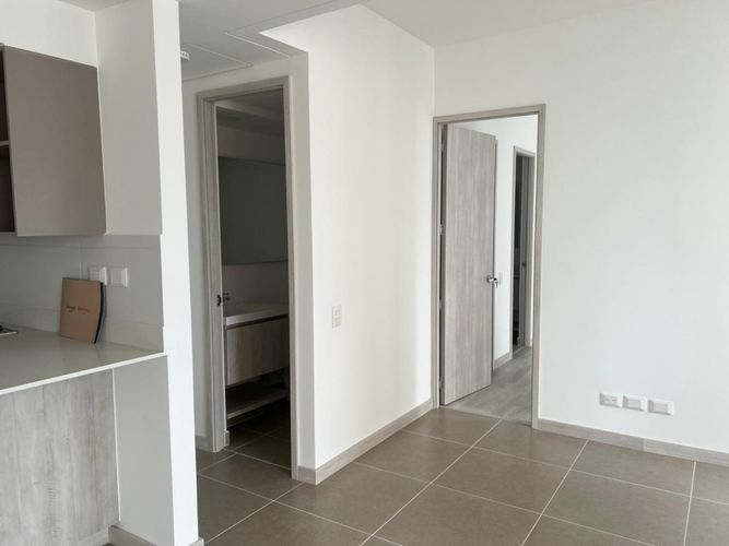Apartamento de 2 alcobas en venta en Villa Carlota, Medellín, 94 m² · foto 10 de 24