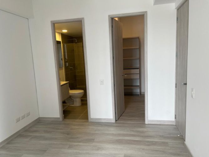 Apartamento de 2 alcobas en venta en Villa Carlota, Medellín, 94 m² · foto 20 de 24
