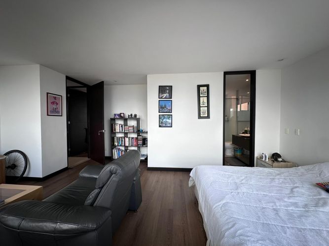 Apartamento de 2 alcobas en arriendo en Los Naranjos, Medellín, 115 m² · foto 17 de 19