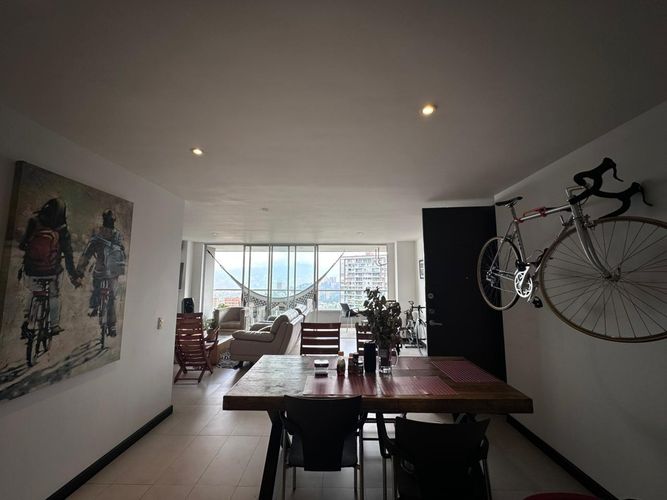 Apartamento de 2 alcobas en arriendo en Los Naranjos, Medellín, 115 m² · foto 16 de 19
