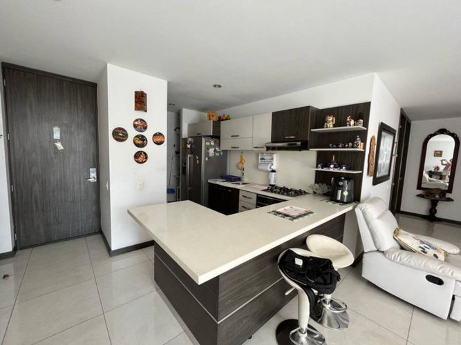 Apartamento de 3 alcobas en venta en La Aurora, Bucaramanga, 107 m² · foto 3 de 11
