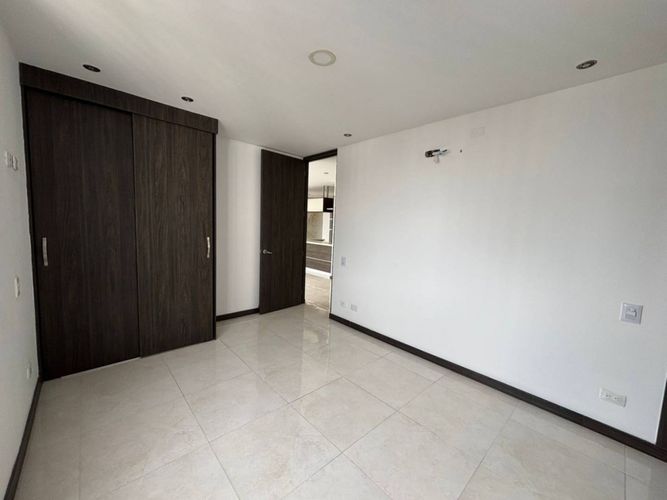 Apartamento de 3 alcobas en venta en La Aurora, Bucaramanga, 107 m² · foto 5 de 11