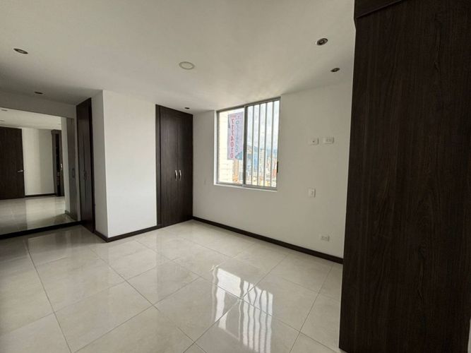 Apartamento de 3 alcobas en venta en La Aurora, Bucaramanga, 107 m² · foto 6 de 11