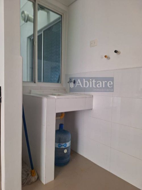 Apartamento de 2 alcobas en arriendo en Cartagena, 82 m² · foto 10 de 14