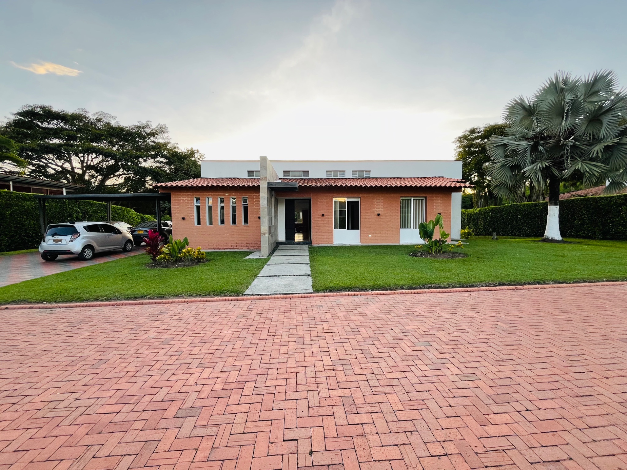 Casa en venta en Cerritos, Pereira · foto 2 de 24