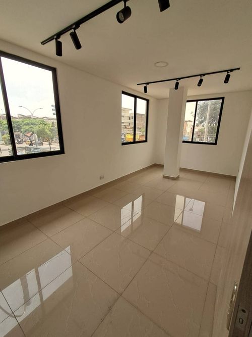 Oficina en arriendo en Santa Rosa, Cali, 90 m² · foto 5 de 21