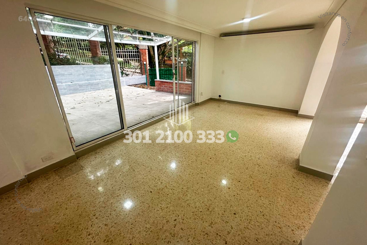 Casa en arriendo en Castropol, Medellín · foto 2 de 24