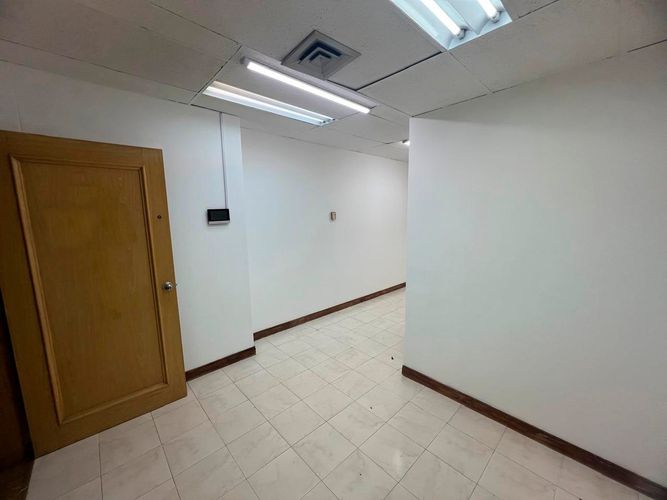Oficina en arriendo en El Poblado, Medellín, 48 m² · foto 2 de 15