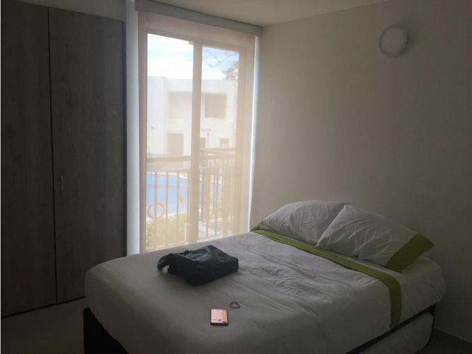 Apartamento de 3 alcobas en venta en Co. El Remanso, Girardot, 77 m² · foto 2 de 8