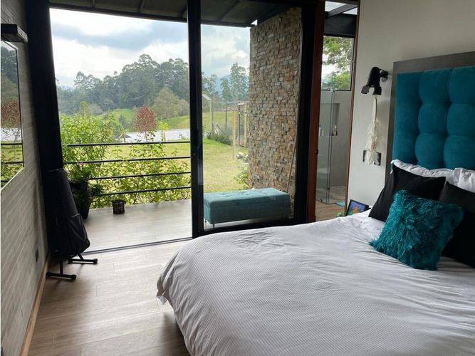 Casa de 4 alcobas en venta en Pantanillo, El Retiro, 242 m² · foto 13 de 16