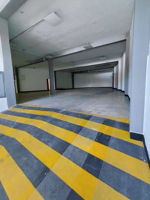 Bodega en arriendo en Sector Parque Valencia, Armenia, 427 m² · foto 4 de 7