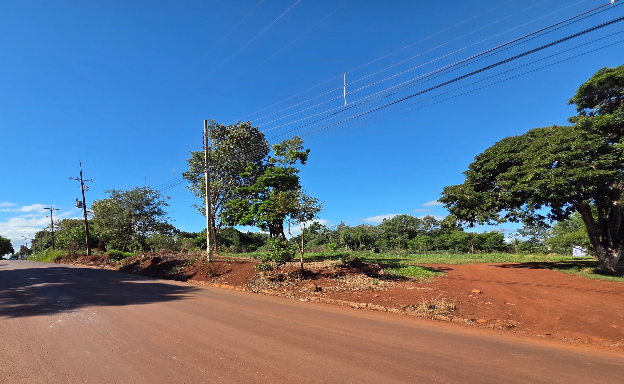 Vendo Terreno Sobre Calle Km 9 Acaray CDE Mide 7905 mts2, Por: 130.000 Dólares — foto 2