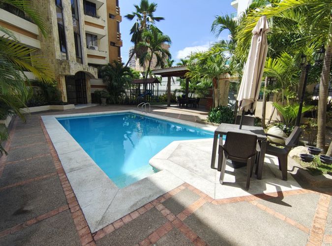 Apartamento de 3 alcobas en venta en Altos De Riomar, Barranquilla, 182 m² · foto 4 de 24