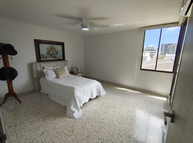 Apartamento de 3 alcobas en venta en Altos De Riomar, Barranquilla, 182 m² · foto 12 de 24