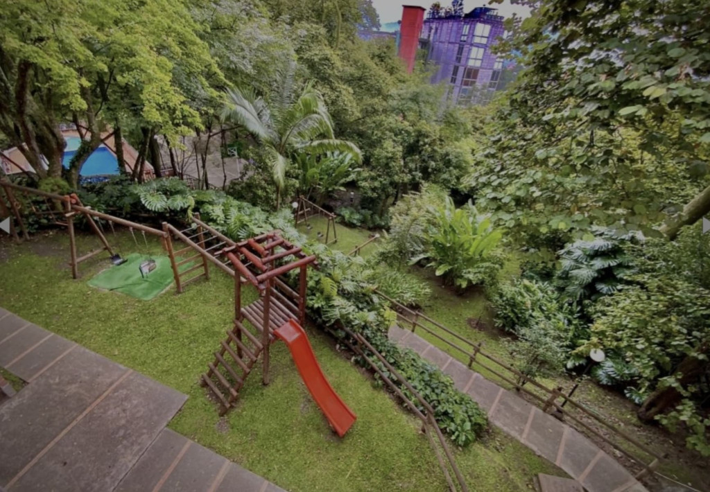 Apartamento en venta en El tesoro, Medellín [No disponible] 5