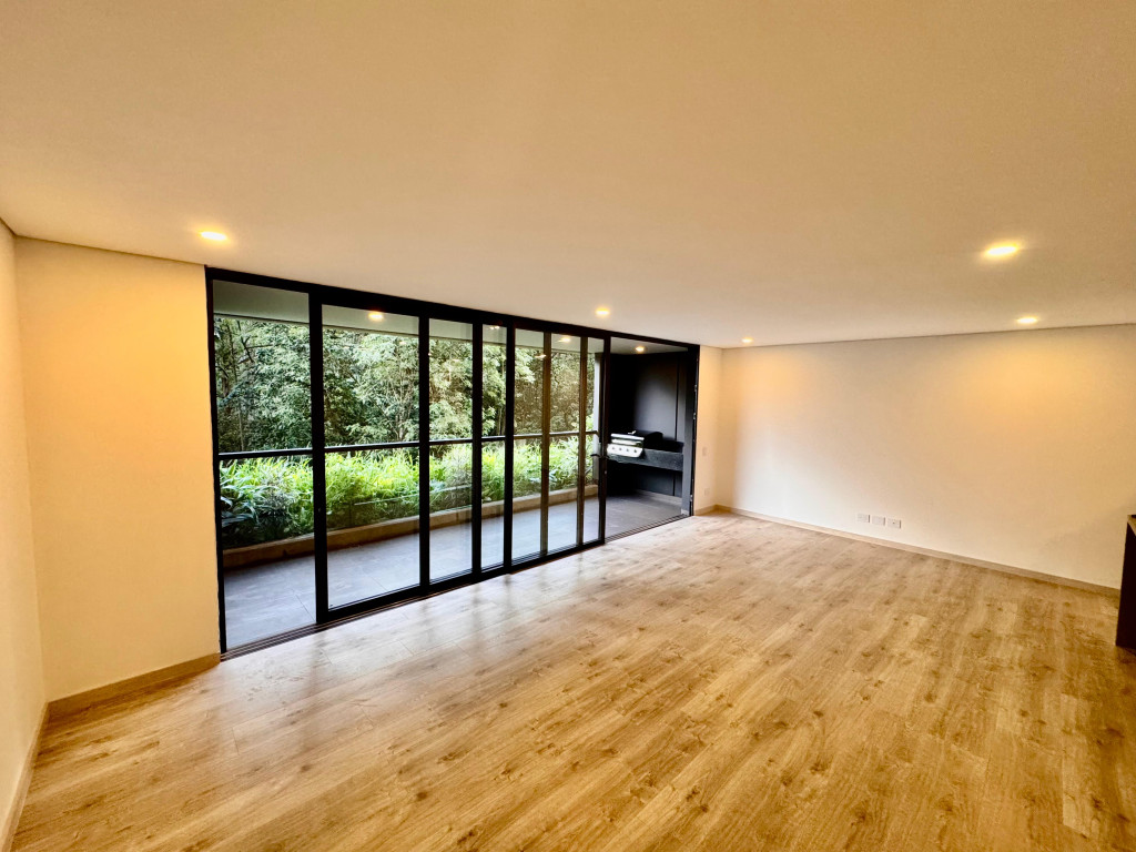 Apartamento en venta en El Poblado, Medellín [No disponible] 5