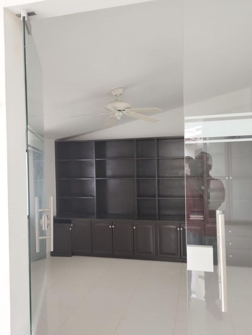 Casa de 20 alcobas en venta en Ciudad Jardin, Cali, 1610 m² · foto 20 de 22