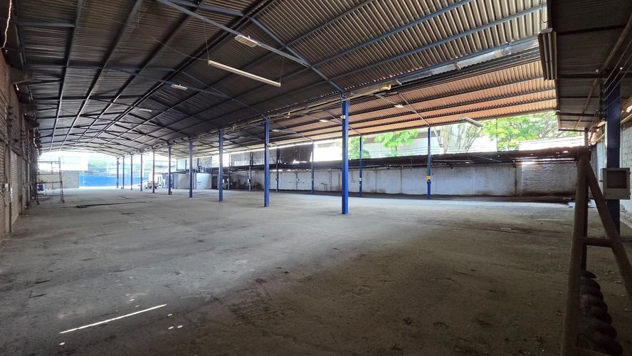 Bodega en arriendo en Zona Industrial, Yumbo, 2000 m² · foto 10 de 21