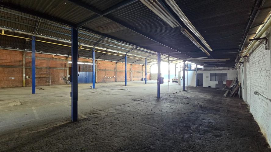 Bodega en arriendo en Zona Industrial, Yumbo, 2000 m² · foto 3 de 21