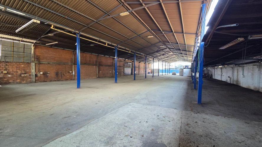 Bodega en arriendo en Zona Industrial, Yumbo, 2000 m² · foto 6 de 21