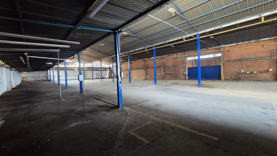 Bodega en arriendo en Zona Industrial, Yumbo, 2000 m² · foto 4 de 21