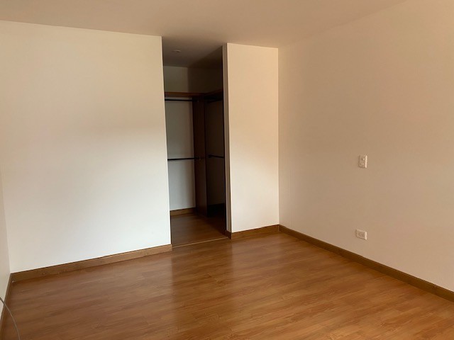 Apartamento en venta en El Contador, Bogotá · foto 14 de 24