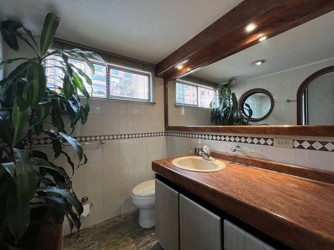 Apartamento de 4 alcobas en venta en Emaus, Bogotá, 220 m² · foto 9 de 24