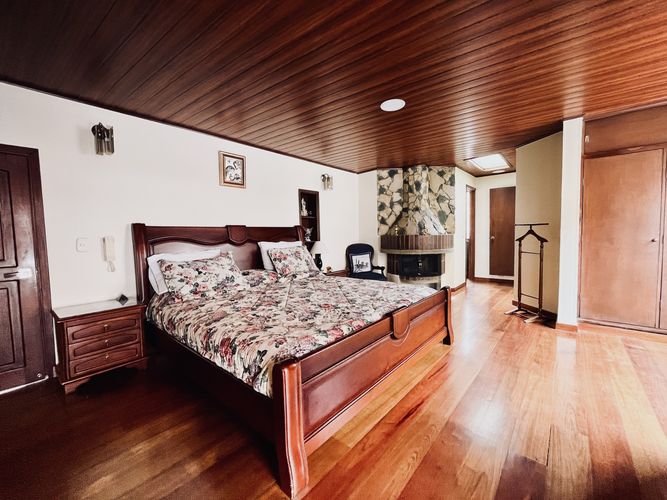 Apartamento de 4 alcobas en venta en Emaus, Bogotá, 220 m² · foto 19 de 24