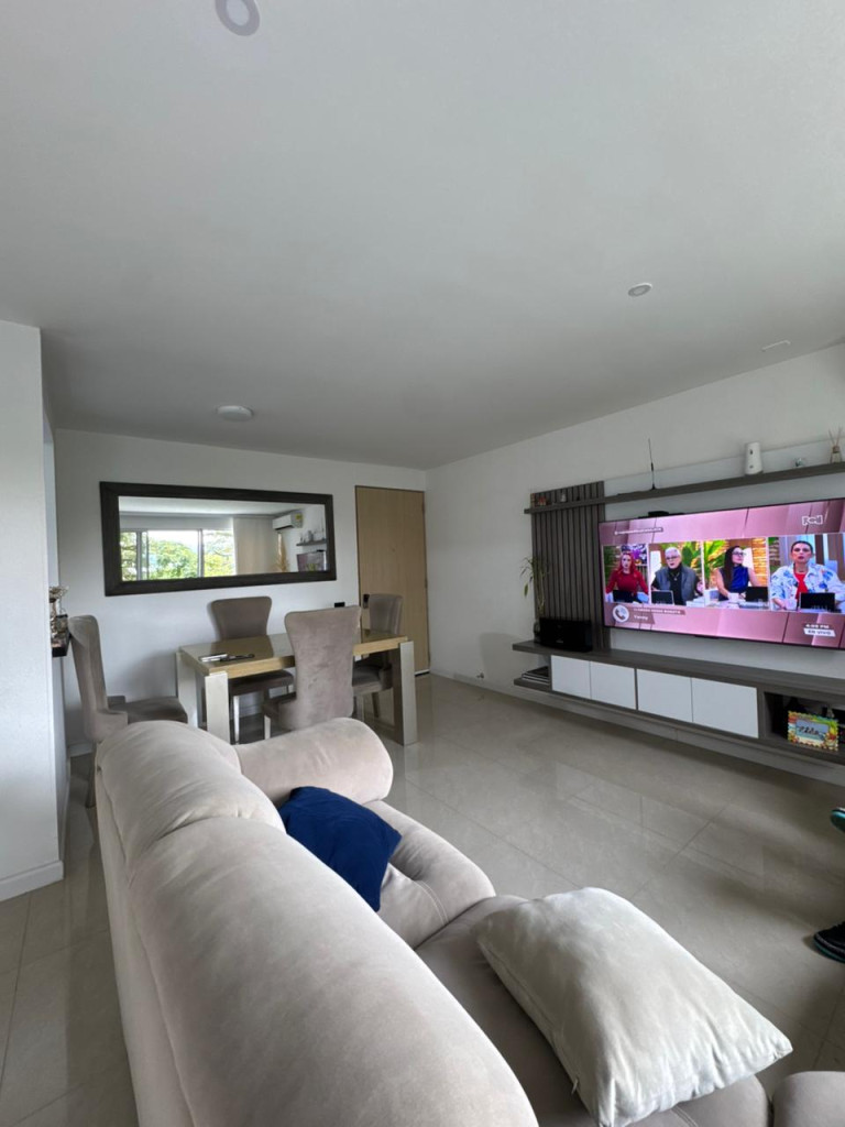 Apartamento en venta en Ciudad Capri, Cali · foto 3 de 20