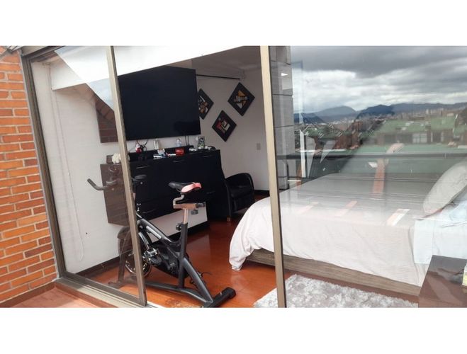 Casa de 4 alcobas en venta en Bosque De Pinos, Bogotá, 290 m² · foto 6 de 23