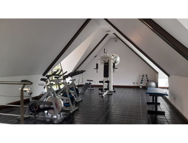 Casa de 4 alcobas en venta en Bosque De Pinos, Bogotá, 290 m² · foto 13 de 23