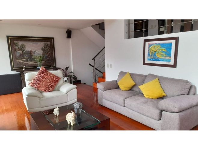 Casa de 4 alcobas en venta en Bosque De Pinos, Bogotá, 290 m² · foto 18 de 23