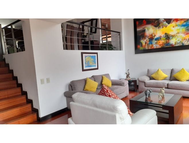 Casa de 4 alcobas en venta en Bosque De Pinos, Bogotá, 290 m² · foto 22 de 23