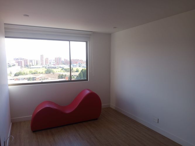 Apartamento de 5 alcobas en venta en Mazuren, Bogotá, 354 m² · foto 23 de 24