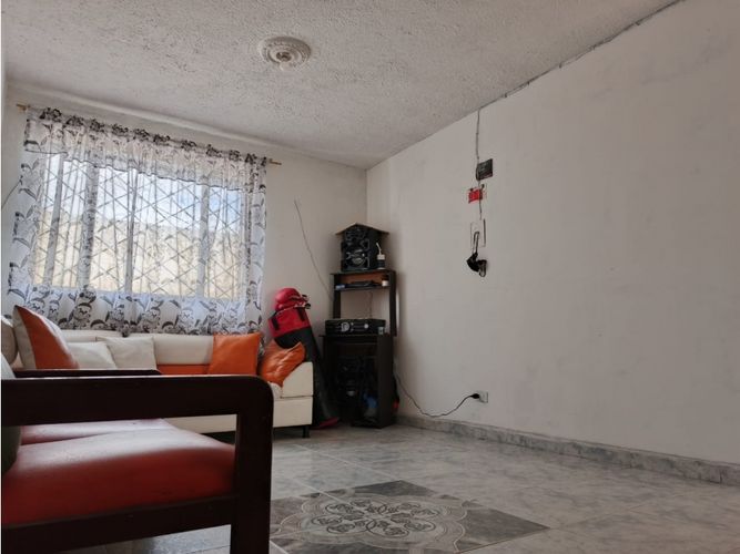 Casa de 5 alcobas en venta en Centro, Soacha, 300 m² · foto 8 de 17