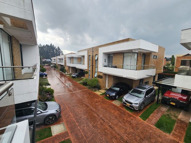 Casa de 3 alcobas en venta en Cr El Bosque, Chía, 158 m² · foto 12 de 24