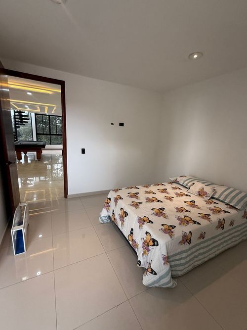 Casa de 4 alcobas en venta en Ruitoque Alto, Floridablanca, 1000 m² · foto 11 de 24