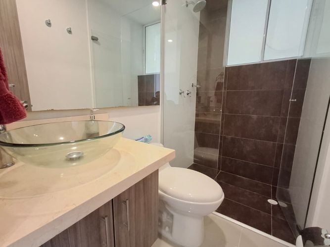 Apartamento de 2 alcobas en venta en Ub. Altos De Parque, Barranquilla, 78 m² · foto 5 de 12