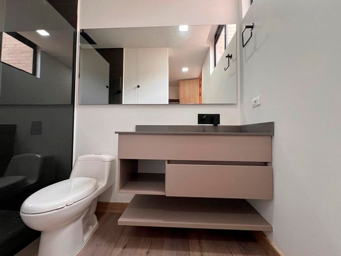 Casa de 3 alcobas en venta en Sajonia, Rionegro, 334 m² · foto 13 de 13