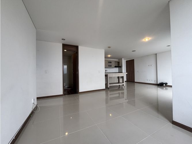 Apartamento de 2 alcobas en venta en Las Cometas, Envigado, 75 m² · foto 6 de 14