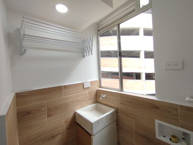 Apartamento de 2 alcobas en arriendo en Centro, Rionegro, 50 m² · foto 3 de 13