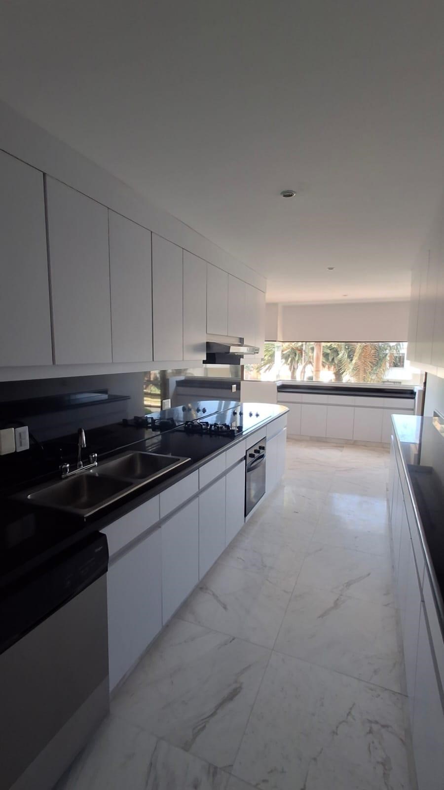 Apartamento en venta en Santa Ana Oriental, Bogotá · foto 2 de 23